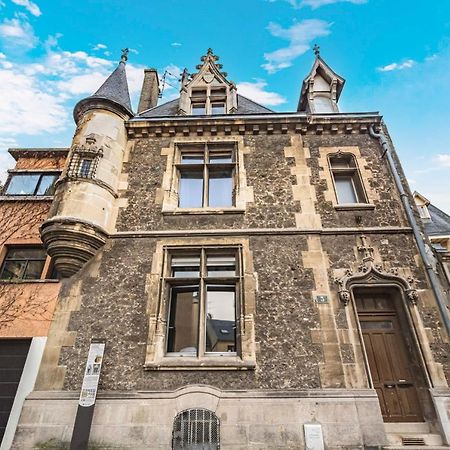 Tournelles Vue Cathedrale- Maison Climatisee Du Xvie Siecle Classee Apartment Reims Ngoại thất bức ảnh
