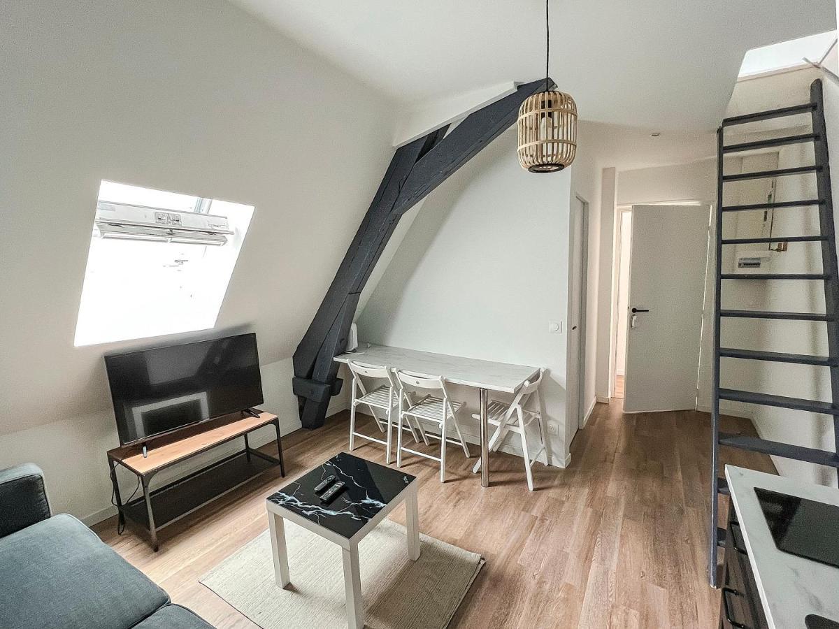 Tournelles Vue Cathedrale- Maison Climatisee Du Xvie Siecle Classee Apartment Reims Ngoại thất bức ảnh