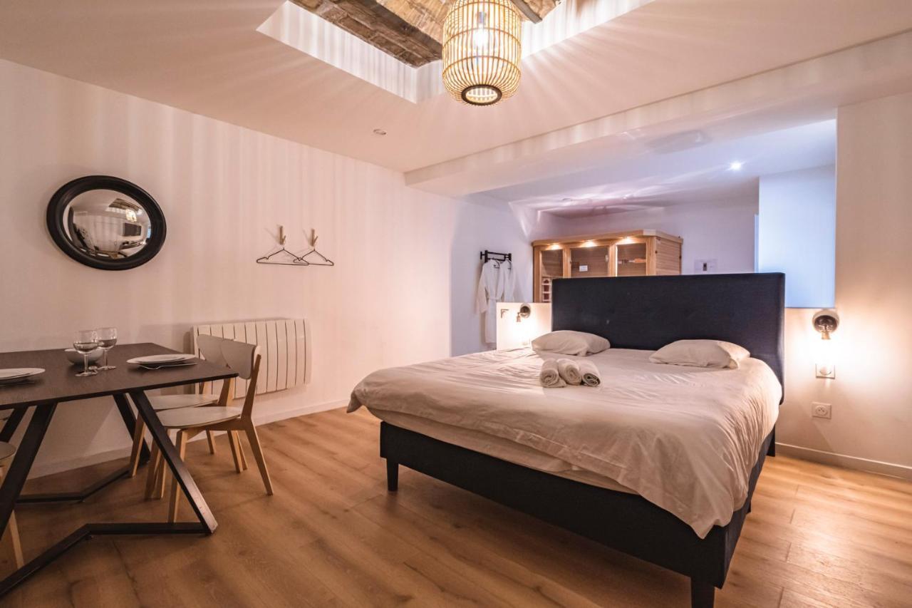Tournelles Vue Cathedrale- Maison Climatisee Du Xvie Siecle Classee Apartment Reims Ngoại thất bức ảnh