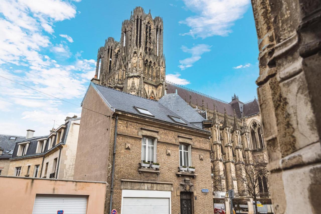 Tournelles Vue Cathedrale- Maison Climatisee Du Xvie Siecle Classee Apartment Reims Ngoại thất bức ảnh
