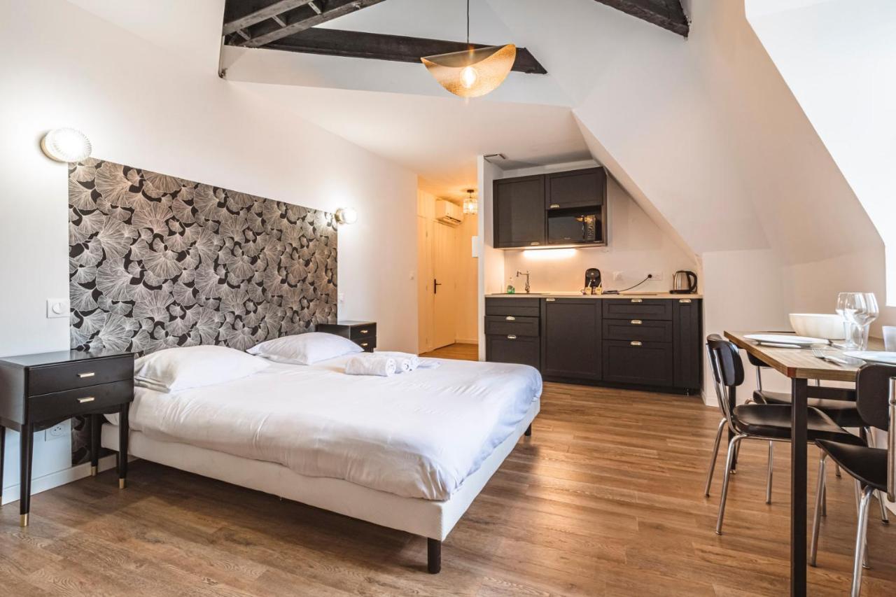 Tournelles Vue Cathedrale- Maison Climatisee Du Xvie Siecle Classee Apartment Reims Ngoại thất bức ảnh