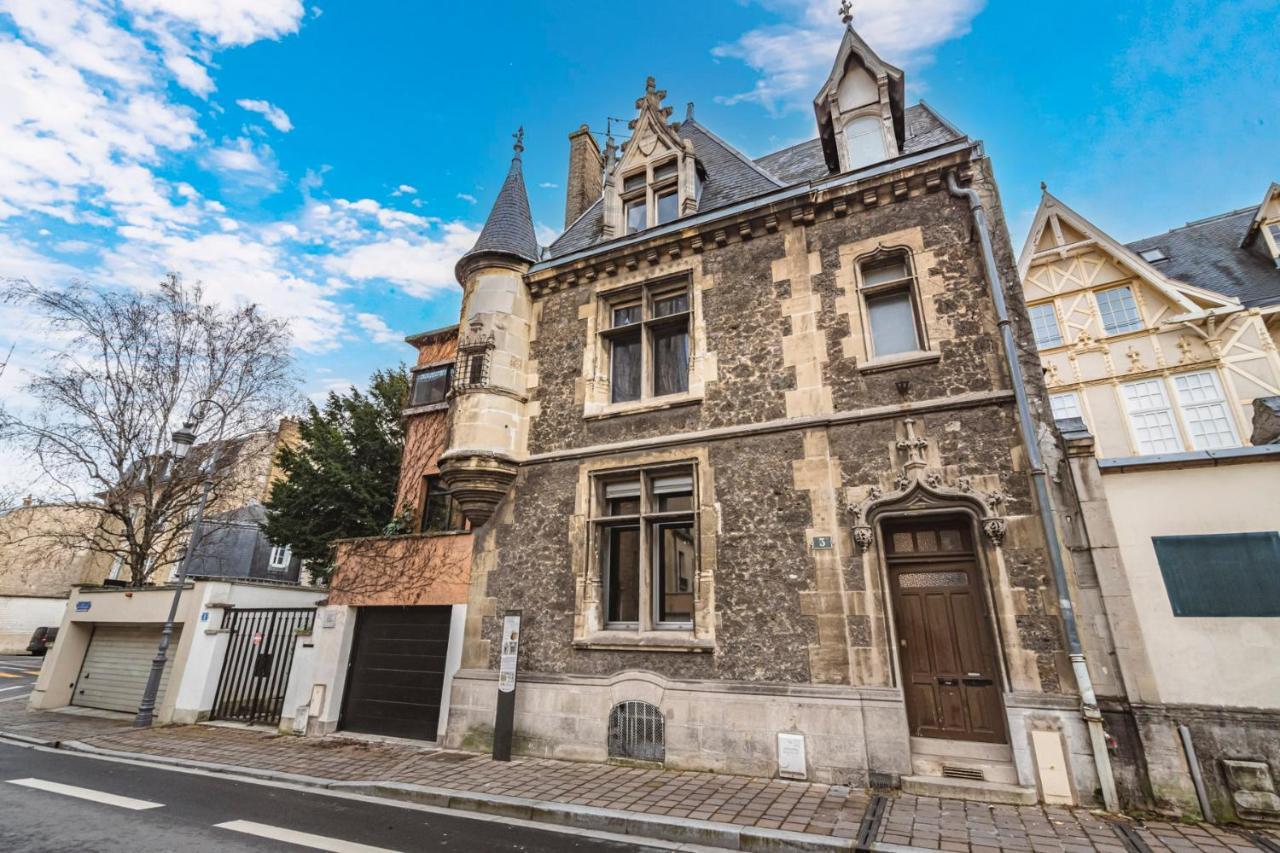 Tournelles Vue Cathedrale- Maison Climatisee Du Xvie Siecle Classee Apartment Reims Ngoại thất bức ảnh